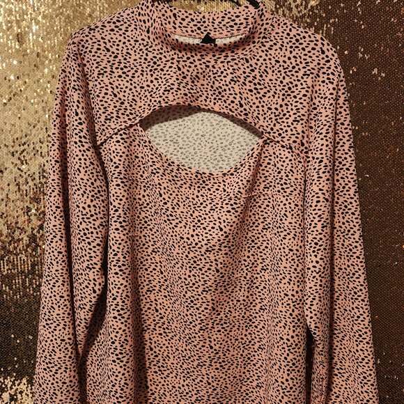 SHEIN Curve Pink and Black Animal Print Blouse Size 4X - Picture 1 of 5